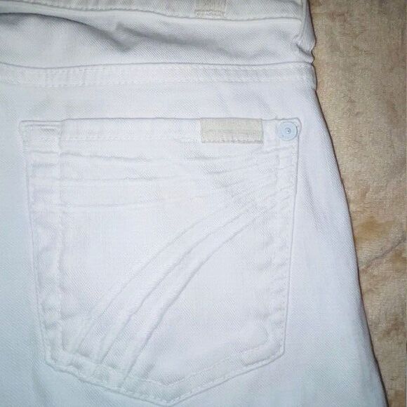 7 for All Mankind Dojo Flare Jeans Women's Size 24 Fits 27x28 White Denim - Picture 14 of 15